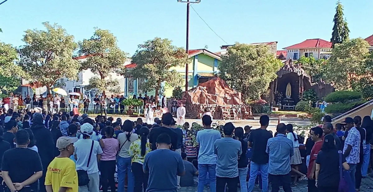 Menemukan Makna Jalan Salib Hidup yang Menggetarkan Iman di Kolhua